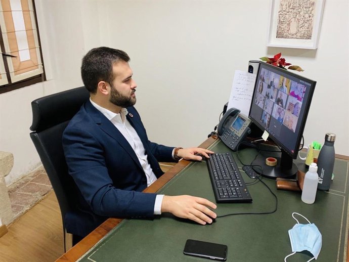 El alcalde de Cáceres, Luis Salaya, en la constitución del Consejo Económico y Social de la ciudad