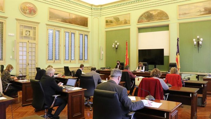 Comisión de Economía del Parlament.