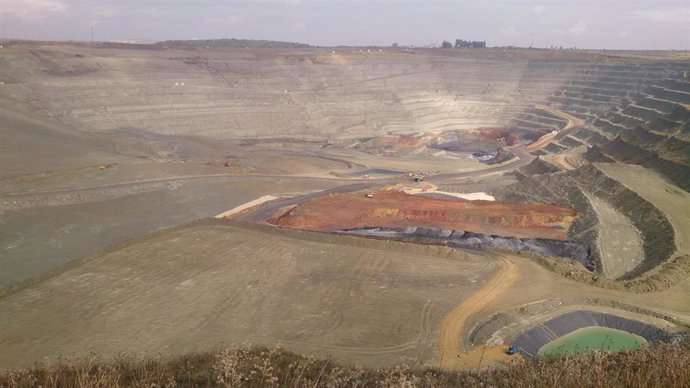 Mina Cobre Las Cruces