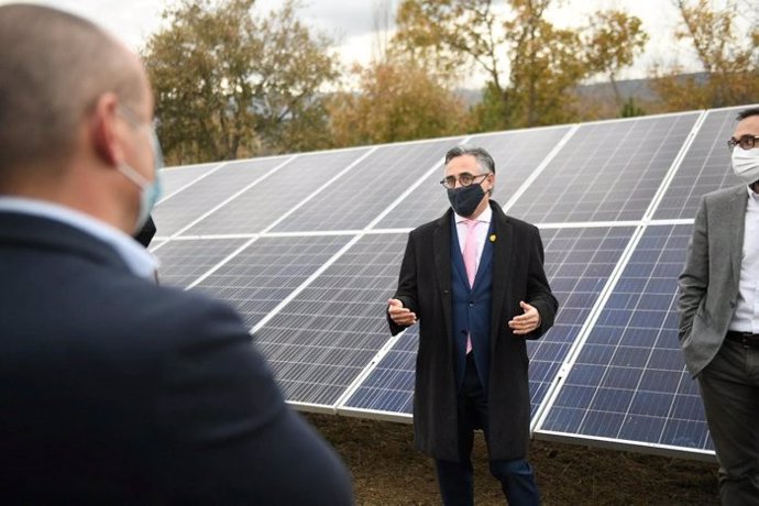 El conseller Ramon Tremosa: "No habrá barra libre de instalaciones fotovoltaicas en el Pallars Juss"