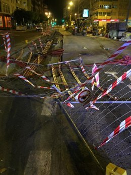 Vallado de una obra caído