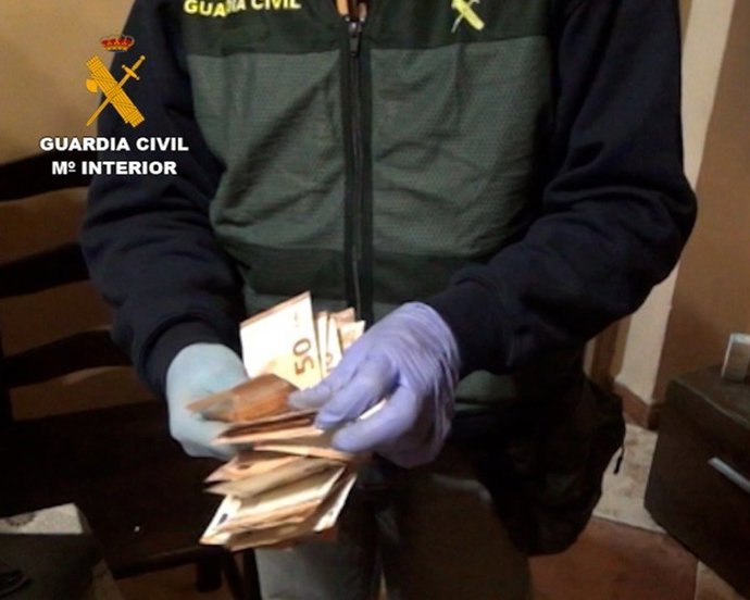 Dinero intervenido a la red