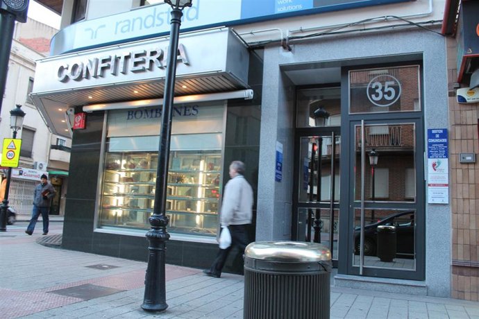 CONFITERIA, PEQUEÑO COMERCIO