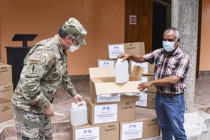 Donación de suministros médicos a Honduras