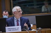 La UE insiste en que Lukashenko debe abrir un diálogo nacional tras mostrar su disposición a retirarse