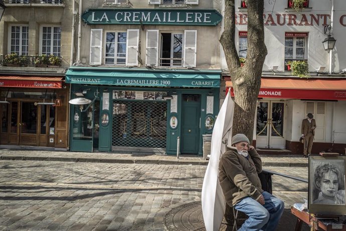 Calles vacías en Francia por el coronavirus