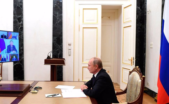 Putin en una videoconferencia con miembros del Consejo de Seguridad Nacional de Rusia