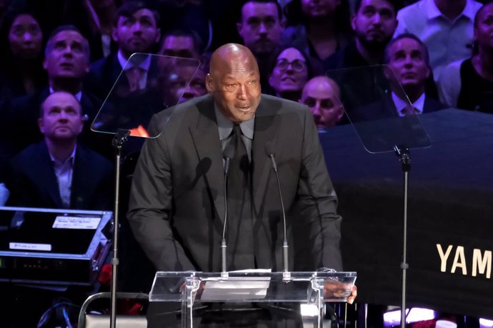 24 February 2020, US, Los Angeles: NBA legend Michael Jordan sheds tears as he speaks during a memorial at Staples Centre for basketball legend Kobe Bryant and his daughter Gianna. Kobe and his daughter Gianna, were among nine people killed in a helicop