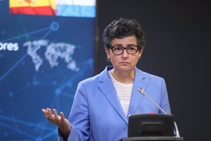 La ministra de Asuntos Exteriores, Unión Europea y Cooperación, Arancha González Laya, ofrece una rueda de prensa.