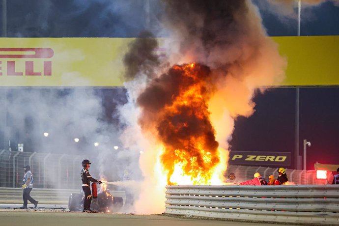 Crash of GROSJEAN Romain (fra), Haas F1 Team VF-20 Ferrari, fire during the Formula 1 Gulf Air Bahrain Grand Prix 2020, from November 27 to 29, 2020 on the Bahrain International Circuit, in Sakhir, Bahrain - Photo DPPI