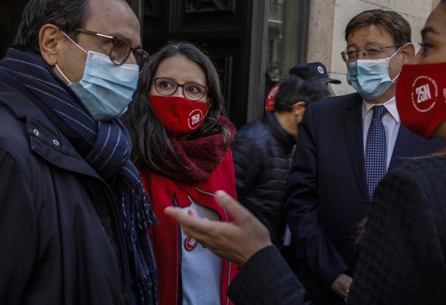 Mónica Oltra y Ximo Puig en el acto por el 25N