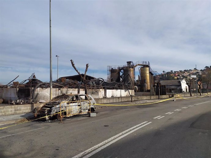La planta Derpin empresa Ditecsa tras el incendio del 11 de diciembre de 2019 en un polígono de Montorns del Valls.