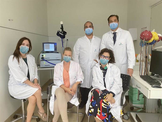 Equipo de neurología del Hospital Quirónsalud Málaga Unidad de Neuromodulación Avanzada Terapéutica 