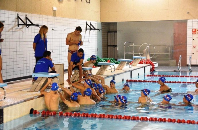 Socorristas juveniles en el CAR de Sierra Nevada