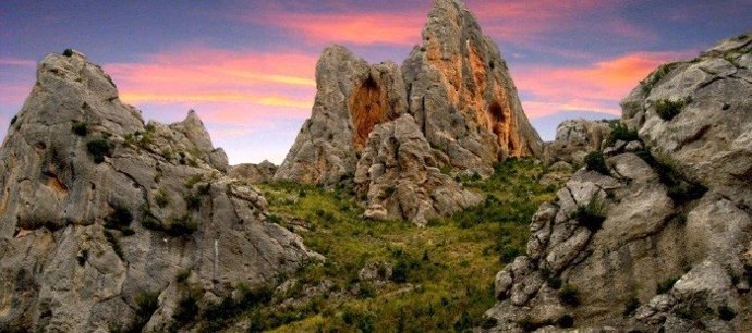 La campaña 'Rincones Singulares 2' propone lugares que se pueden visitar en Aragón sin salir de la provincia.
