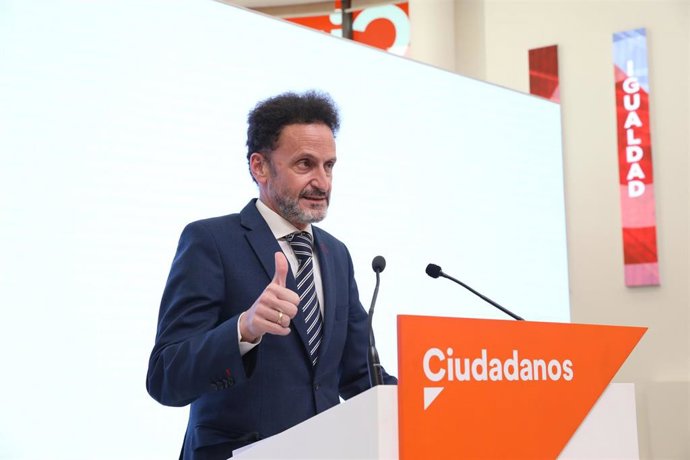 El portavoz de Ciudadanos en el Congreso, Edmundo Bal, en una rueda de prensa en la sede del partido.
