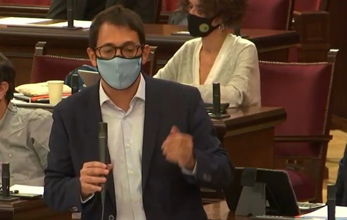 El conseller de Modelo Económico, Turismo y Trabajo, Iago Negueruela.