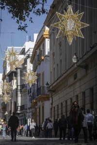 Sevilla implanta el viernes su plan navideño de movilidad con un llamamiento a "evitar las aglomeraciones"