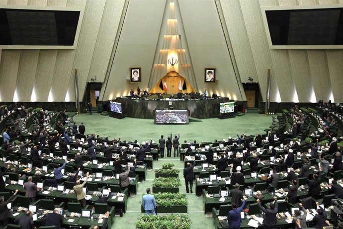 Una sesión del Parlamento de Irán