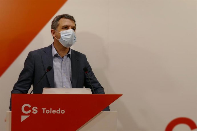 Ciudadanos Toledo propone instalar en la ciudad contenedores que premien al vecino que recicle residuos