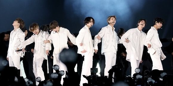 1. El Parlamento surcoreano autoriza que estrellas del K-pop como BTS puedan aplazar el servicio militar