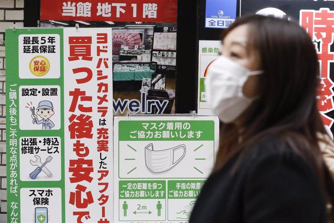 Japón aprueba una ley para garantizar de manera gratuita el acceso de la vacuna, aunque los extranjeros podrían verse fuera de ella.