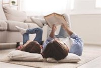 Libros sanos frente a modas peligrosas, ¿sabes qué leen tus hijos?