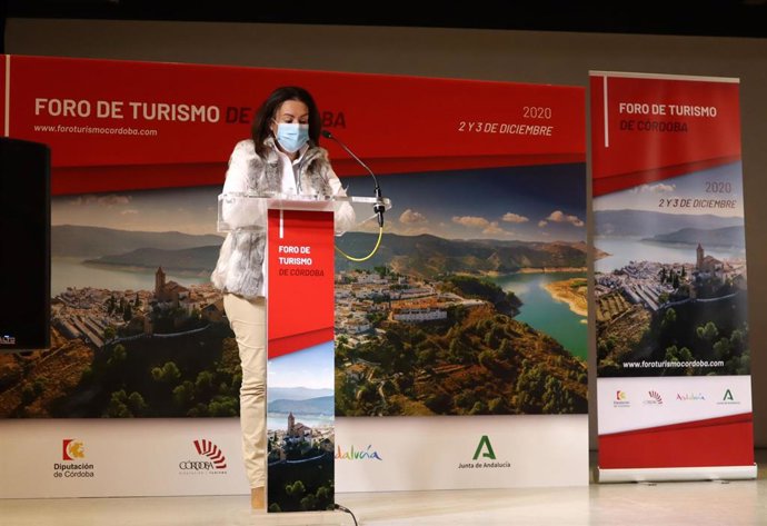 La delegada de Turismo en la Diputación de Córdoba, Inmaculada Silas, durante el Foro de Turismo