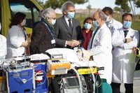 Escudero dice que 116 voluntarios serán los primeros profesionales en incorporarse al Hospital Isabel Zendal