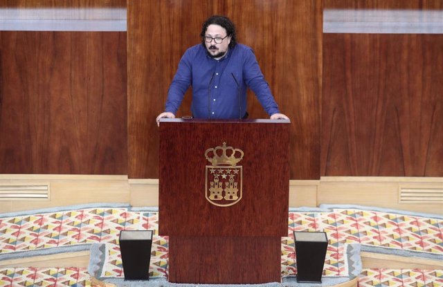 El portavoz adjunto de Unidas Podemos, Jacinto Morano, interviene durante la segunda jornada del Pleno del Debate del Estado de la Región en Madrid (España), a 15 de septiembre de 2020. 