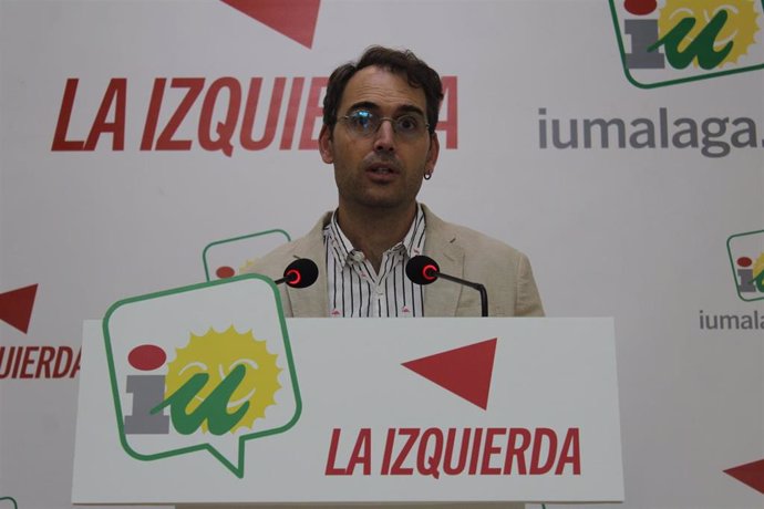 El coordinador de IU Andalucía, Toni Valero, en rueda de prensa