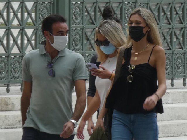 ENRIQUE PONCE Y ANA SORIA ES