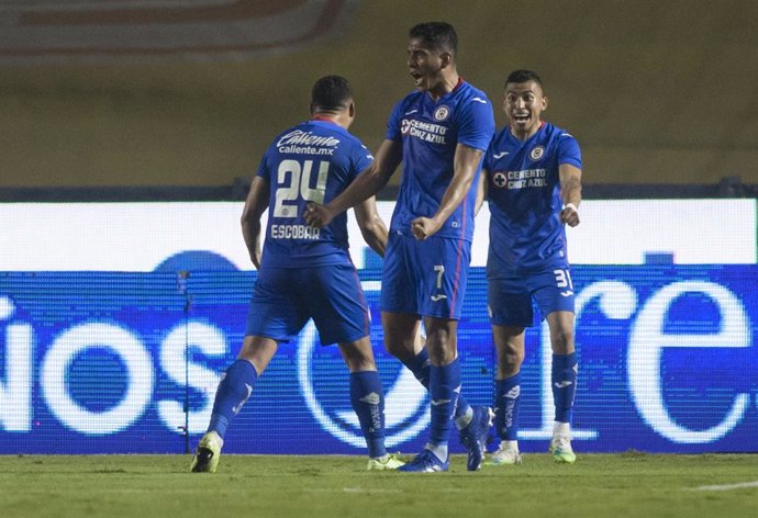 Guadalajara y Cruz Azul buscan ventaja en casa en las 'semis' de la Liga MX