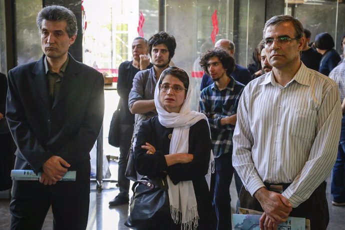 Nasrin Sotudé (centro) asiste a un acto en Teherán en agosto de 2017
