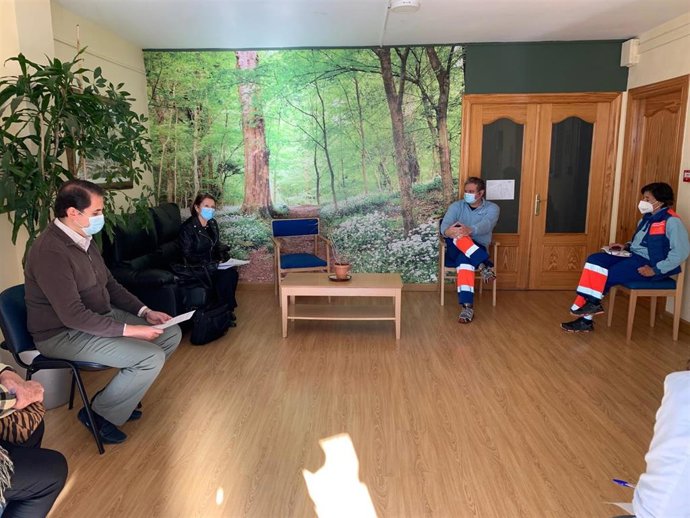 Reunión en la residencia de Bacares (Almería)