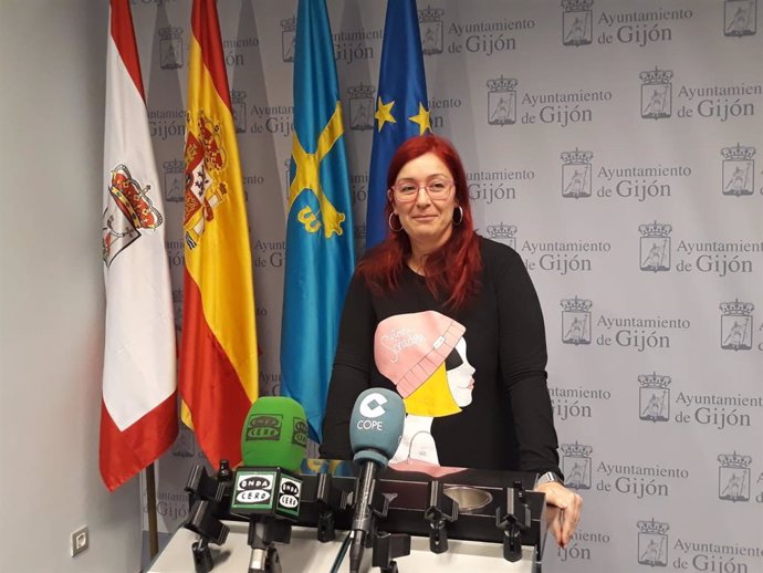Estefanía Puente, ex concejala del Grupo Municipal de Xixón Sí Puede (XsP) en el Ayuntamiento de Gijón 