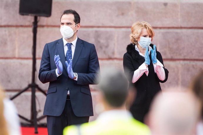 Ignacio Aguado, Vicepresidente de la Comunidad de Madrid, y Esperanza Aguirre, expresidenta regional