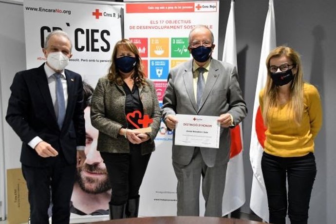 Josep González, presidente de Pimec, recibe la Distinción de Honor de la Cruz Roja