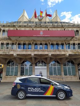 Vehículo de la Policía Nacional en Ciudad Real