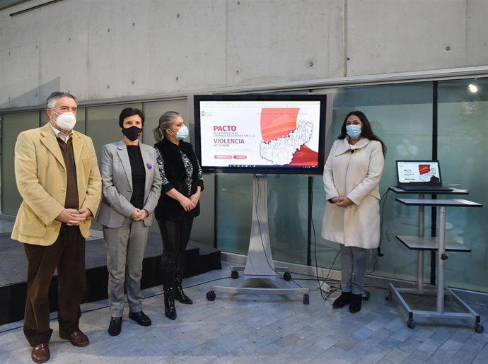 Presentación de la plataforma digital creada por la Diputación de Granada para sumar apoyos al Pacto contra la Violencia de Género