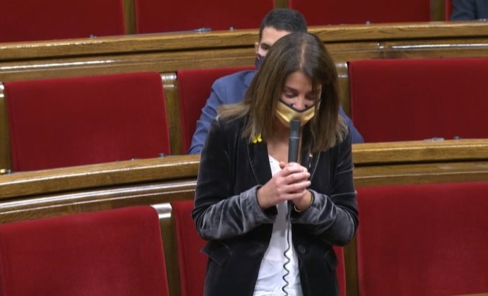 La consellera de Presidencia y portavoz del Govern, Meritxell Budó, en el pleno del Parlament del 2 de diciembre de 2020