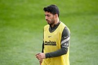 Luis Suárez vuelve al grupo tras dar negativo en la PCR