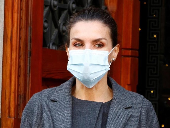 La Reina Letizia ha presidido una reunión en la sede de la Real Academia