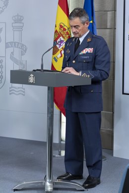 El jefe del Estado Mayor de la Defensa, Miguel Ángel Villarroya, interviene durante la rueda de prensa posterior a la reunión del Comité Técnico de Gestión del Covid-19, en Madrid (España) a 12 de abril de 2020.