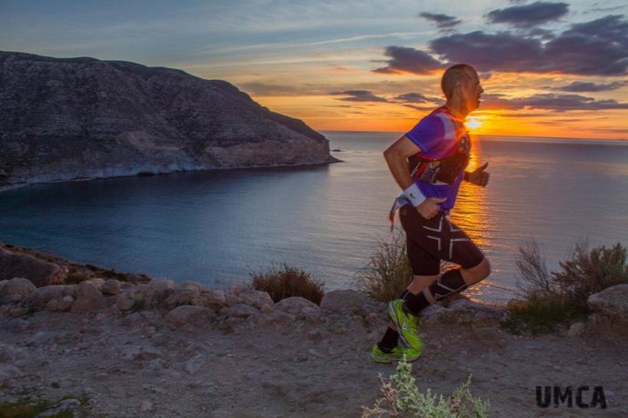 Ultramaratón 'Costa de Almería' por Cabo de Gata