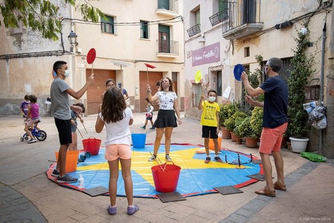 Taller de circ a Ulldemolins (Tarragona).