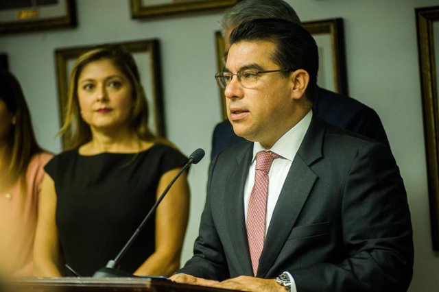 El Fiscal General de El Salvador, Raúl Melara, encargado de la acusación del director de la Policía, Arriaza Chicas.