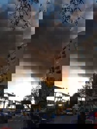 Declarado un incendio en las cocheras de la EMT de València que ha quemado varios autobuses