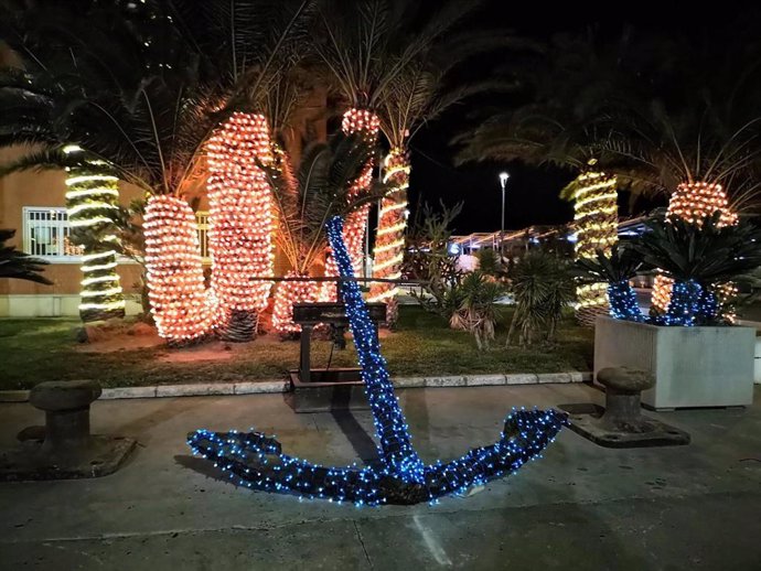 Iluminación de Navidad en el Puerto de Almería