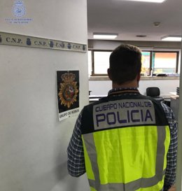 Agentes de la Policía Nacional.